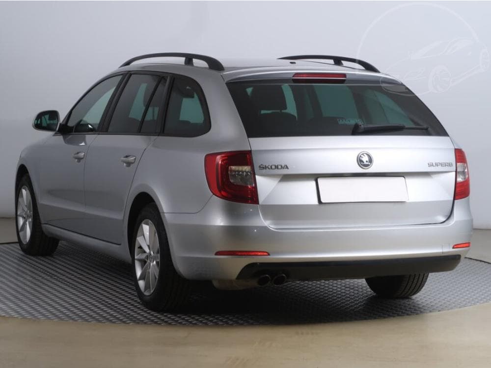 2013 Škoda SUPERB - 4