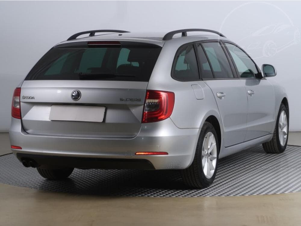 2013 Škoda SUPERB - 5