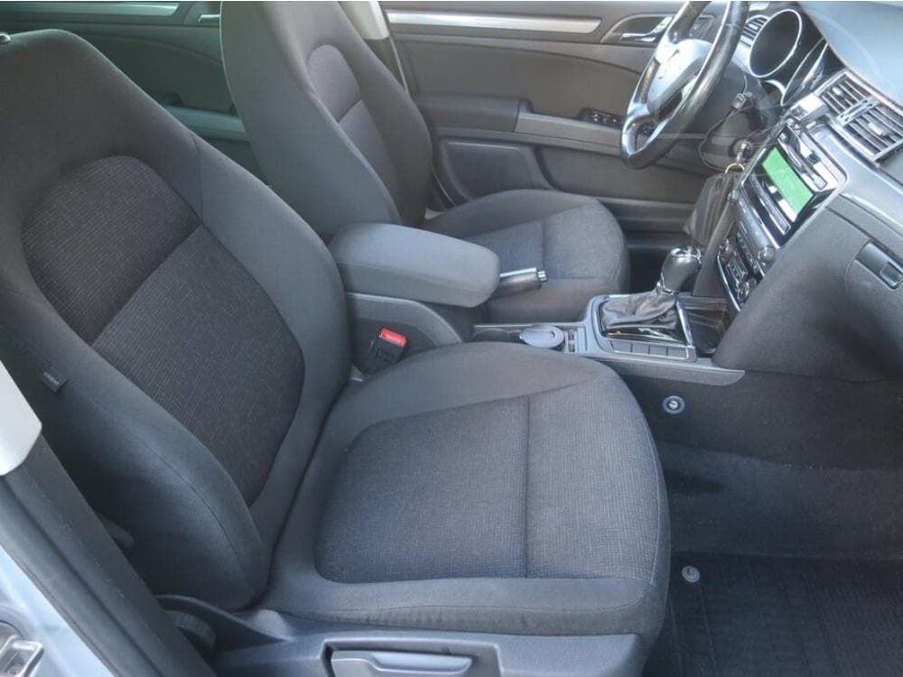 2013 Škoda SUPERB - 9