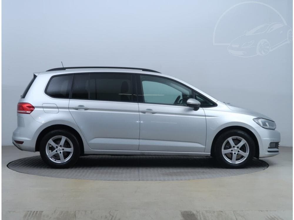 2019 Volkswagen TOURAN - 11
