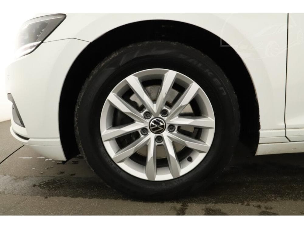 2021 Volkswagen PASSAT - 8
