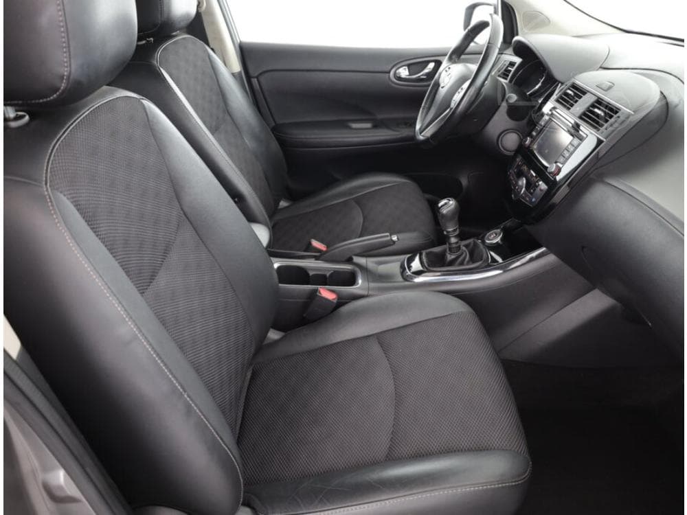 2018 Nissan PULSAR - 21
