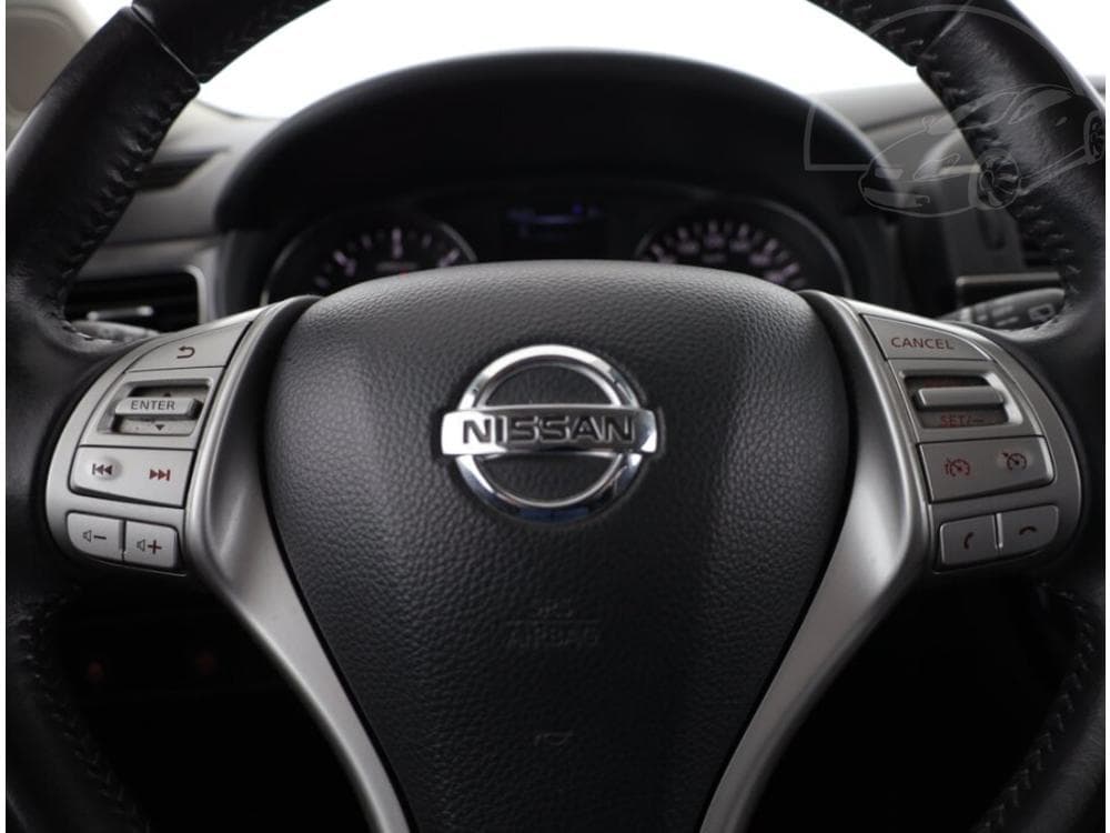2018 Nissan PULSAR - 25