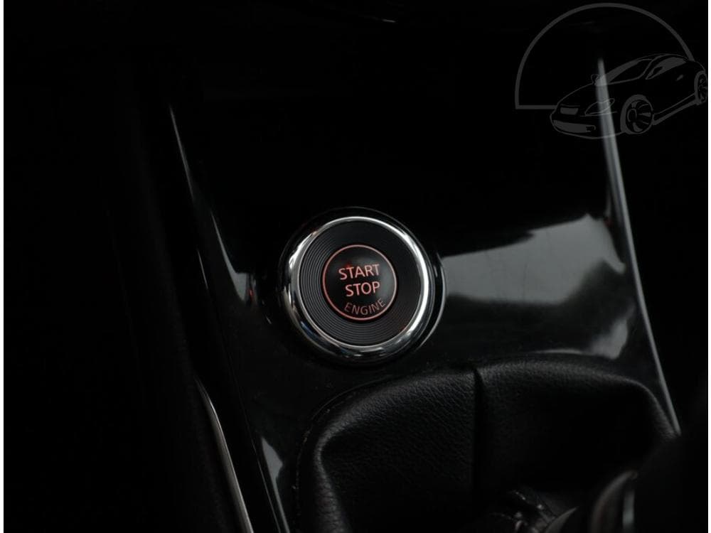 2018 Nissan PULSAR - 37