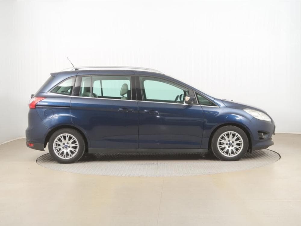 2011 Ford C-MAX - 21