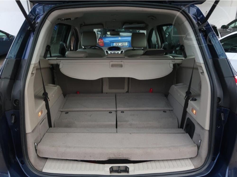 2011 Ford C-MAX - 53