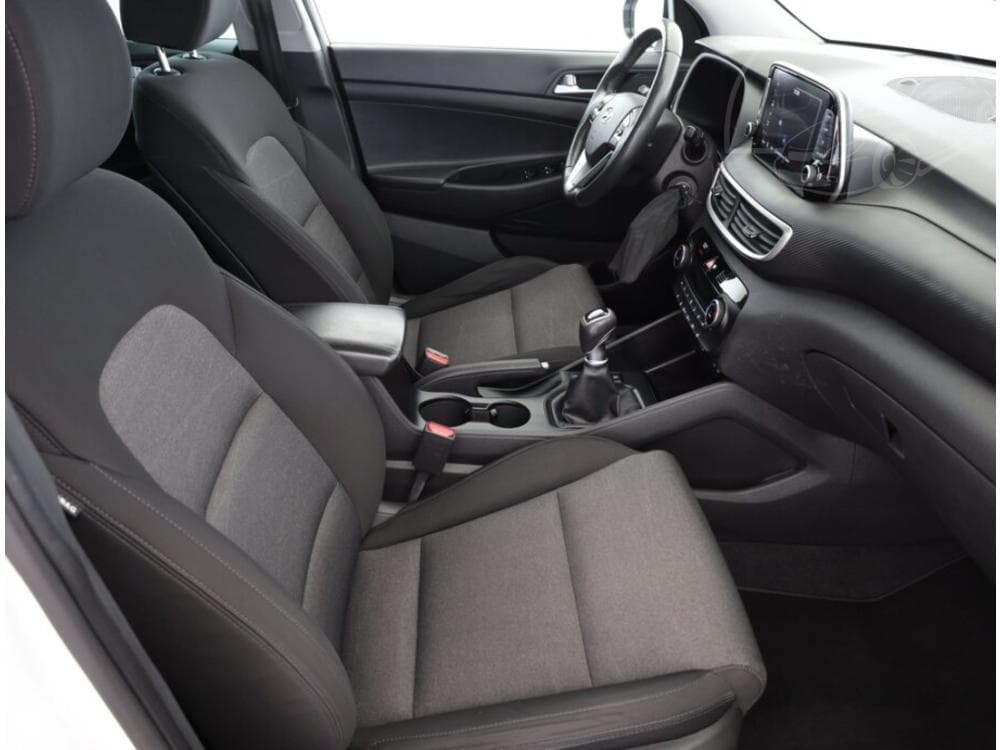 2019 Hyundai TUCSON - 19