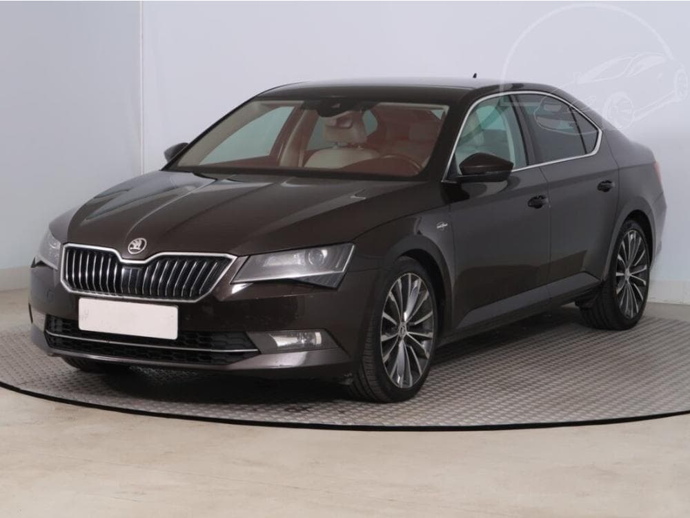 2016 Škoda SUPERB - 4