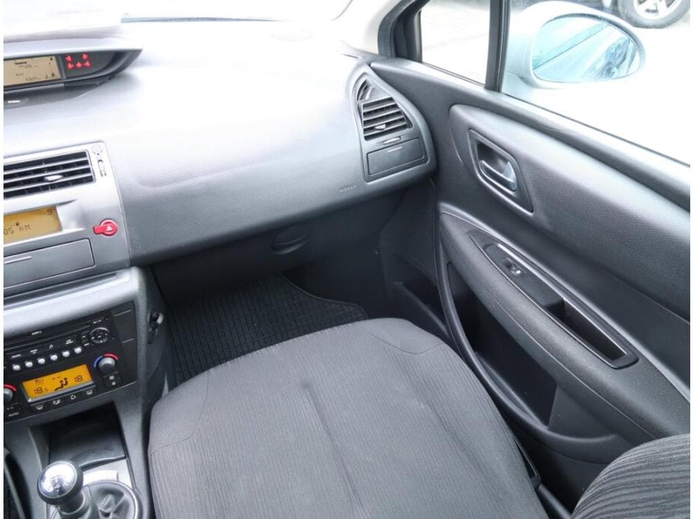 2008 Citroen C4 - 8