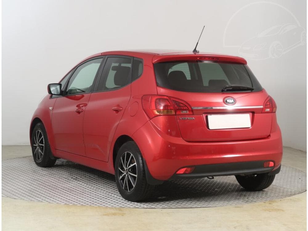 2018 Kia VENGA - 7