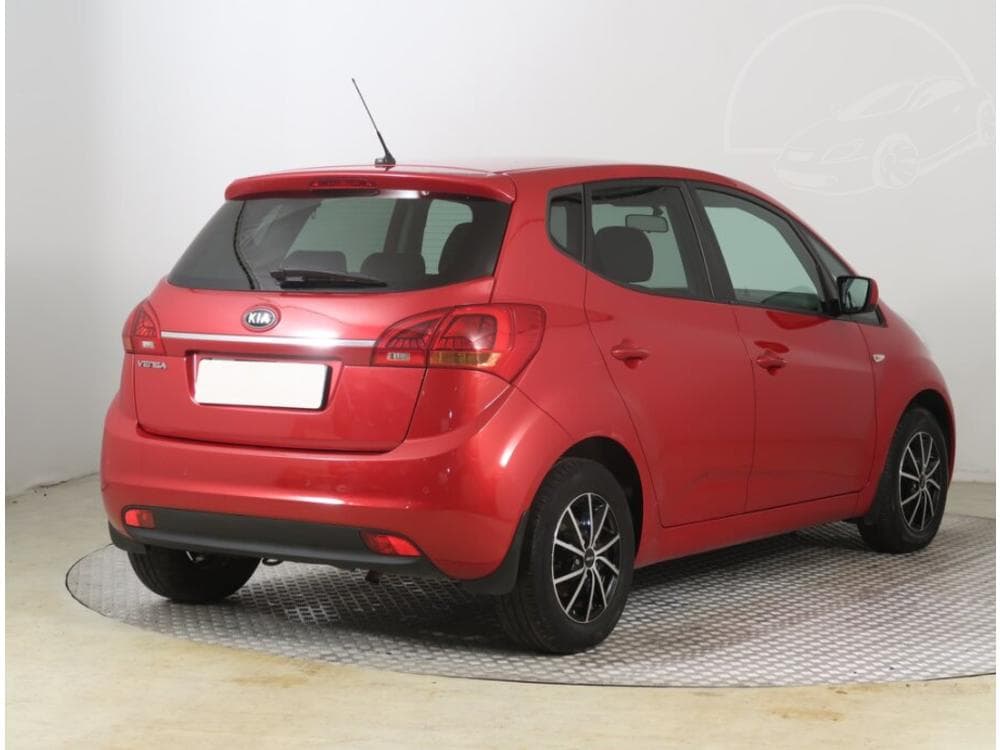 2018 Kia VENGA - 9