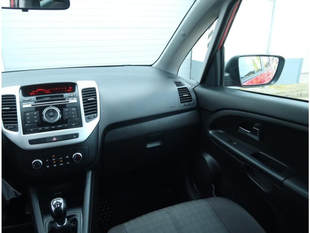 2018 Kia VENGA - 15