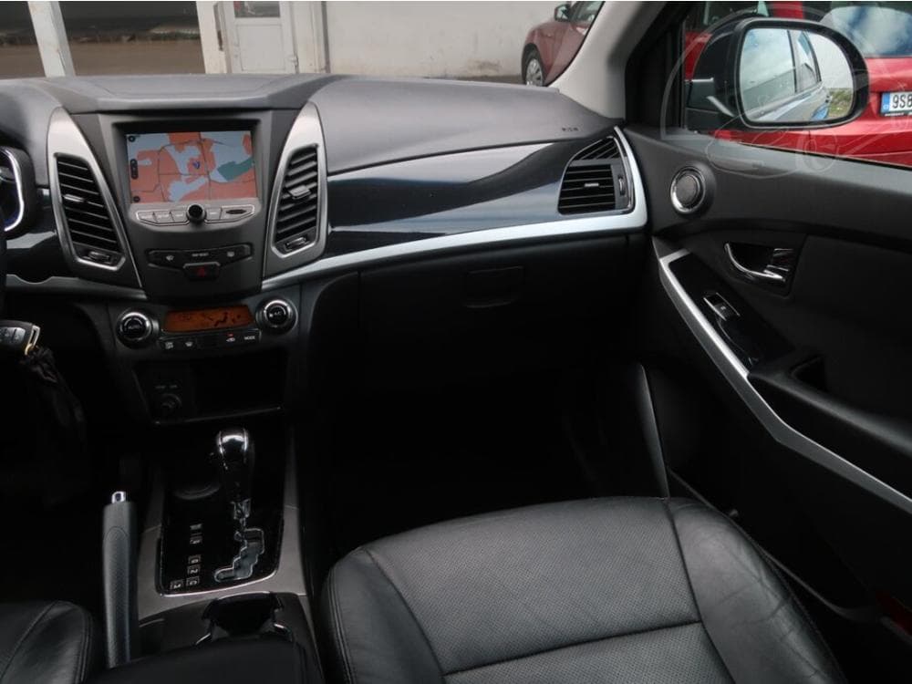 2017 SsangYong KORANDO - 8