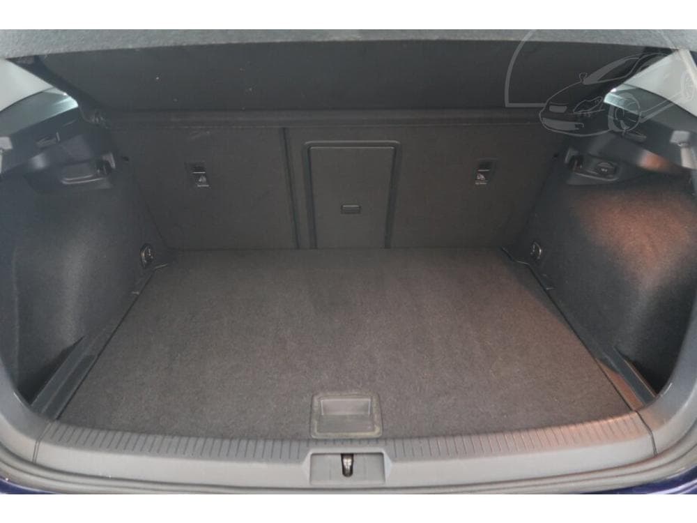 2019 Volkswagen GOLF - 40