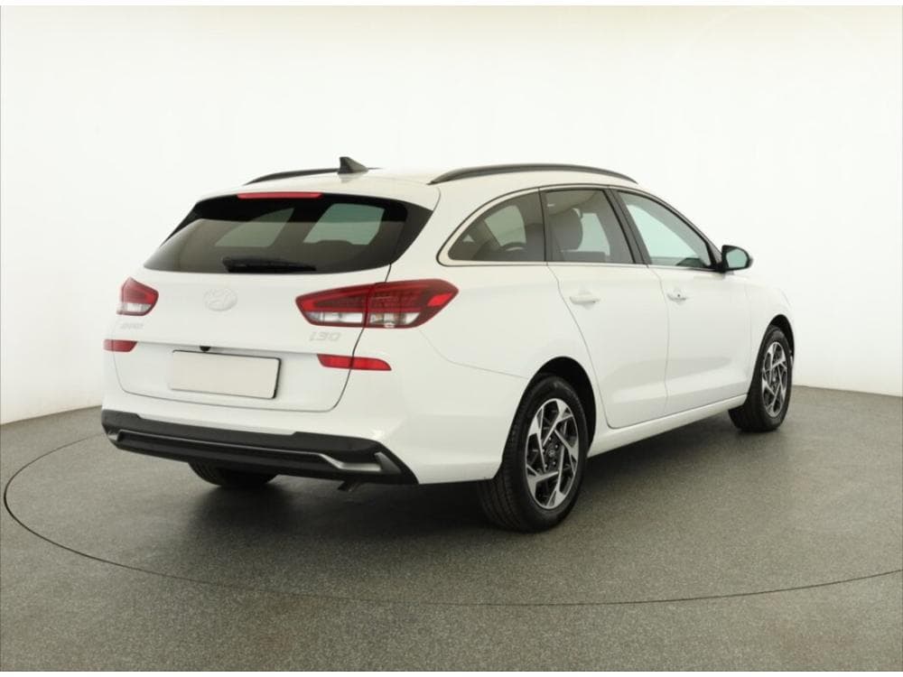 2025 Hyundai i30 - 13