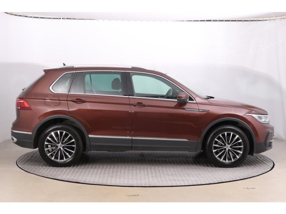 2020 Volkswagen TIGUAN - 21