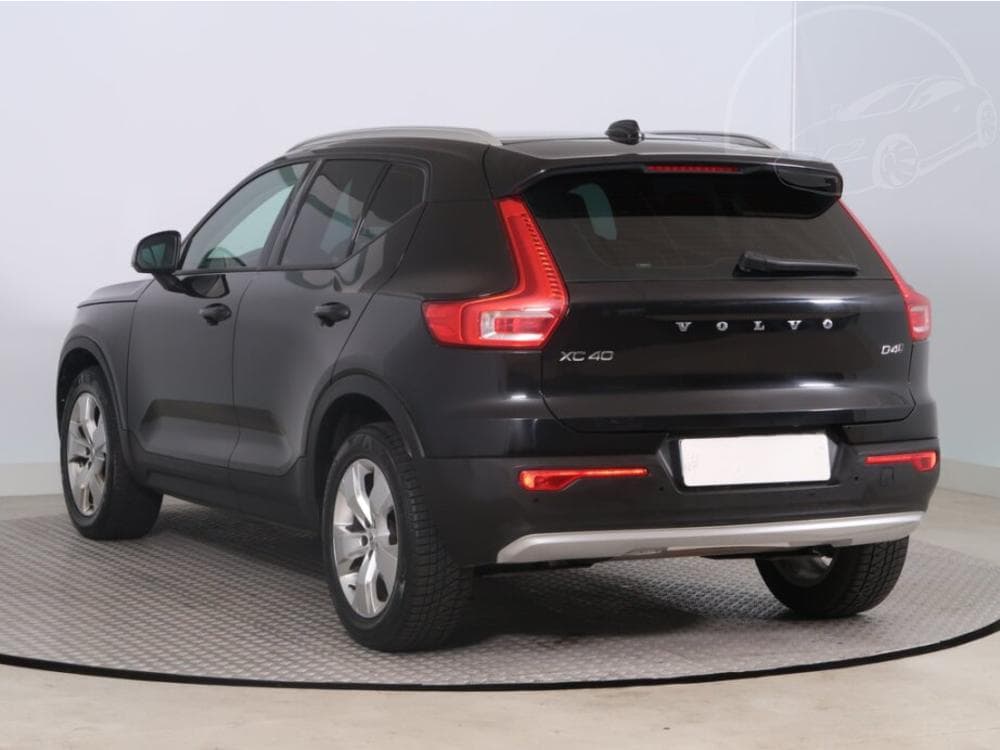 2018 Volvo XC40 - 10