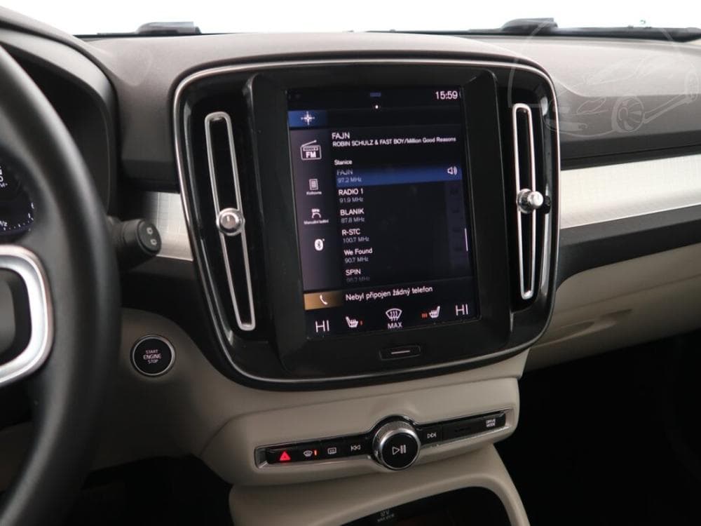 2018 Volvo XC40 - 34