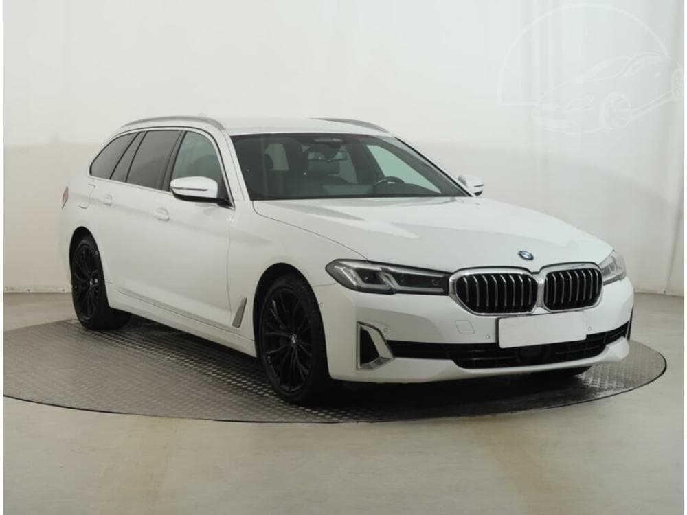 2020 BMW 5-SERIES