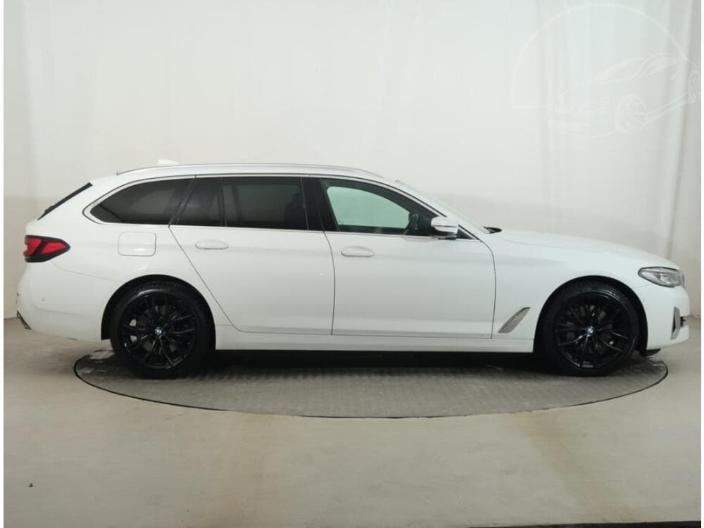 2020 BMW 5-SERIES - 21