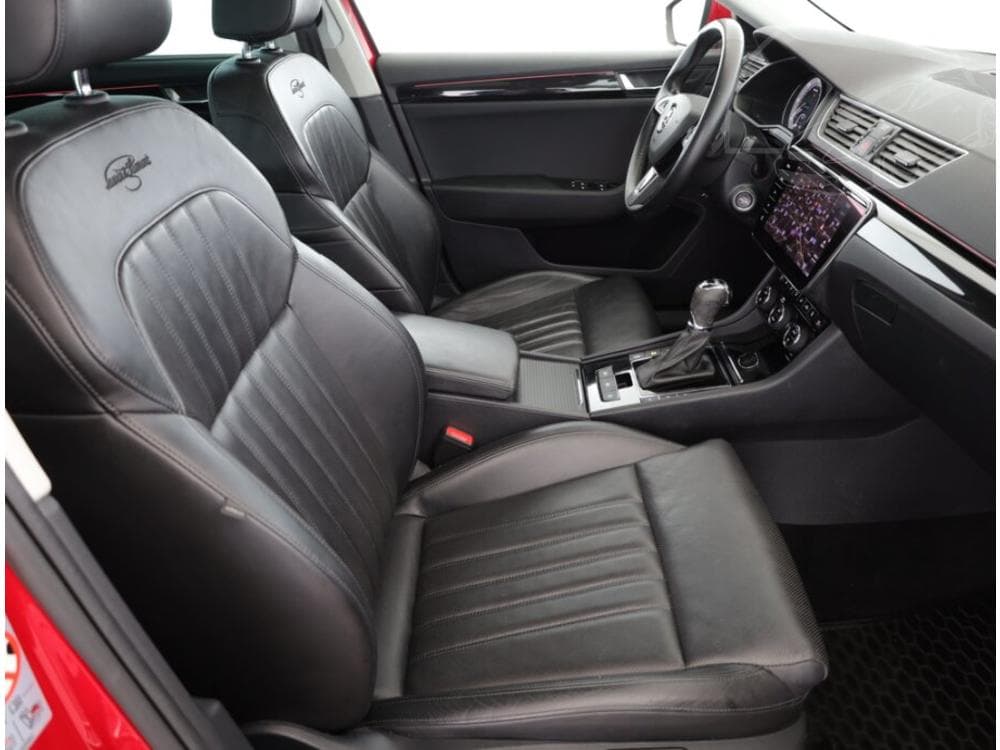 2018 Škoda SUPERB - 13
