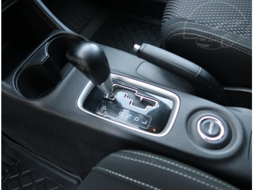 2016 Mitsubishi OUTLANDER - 34