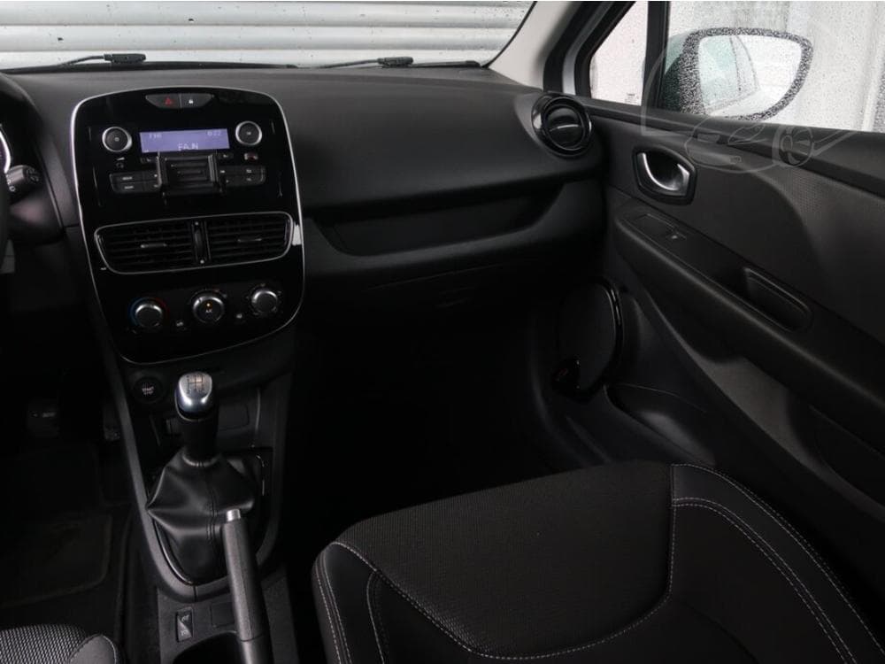 2018 Renault CLIO - 8