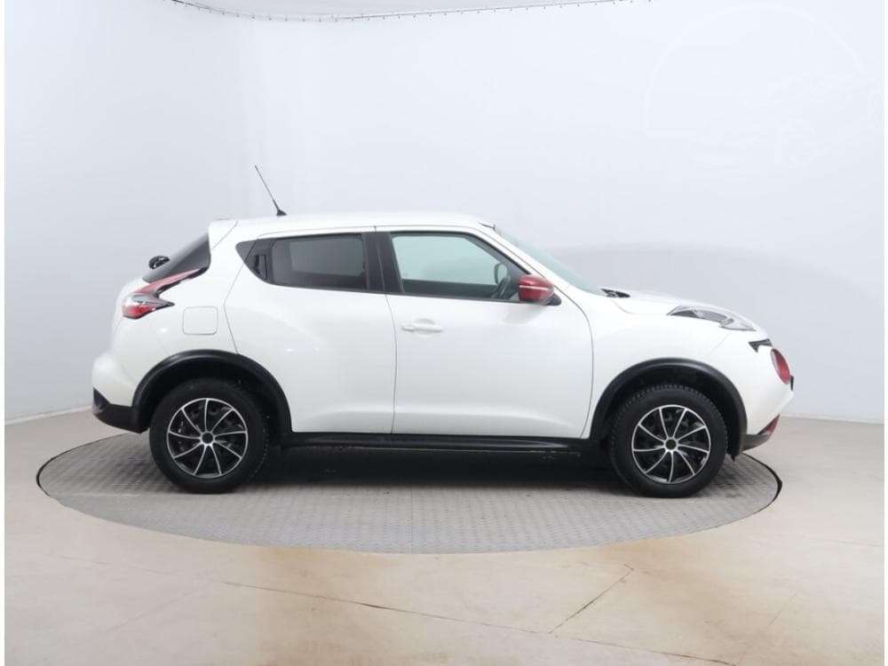 2017 Nissan JUKE - 11