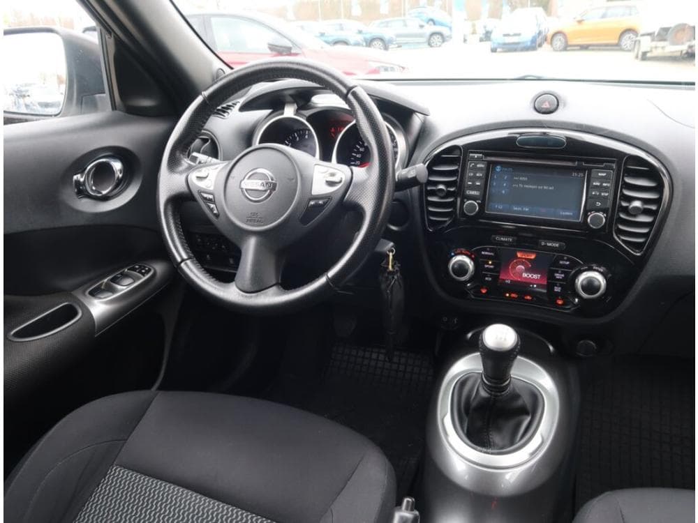 2017 Nissan JUKE - 13