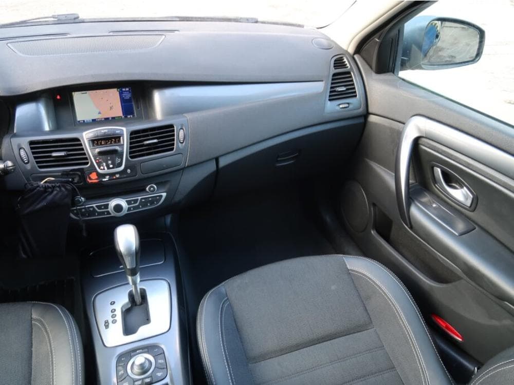 2010 Renault LAGUNA - 8