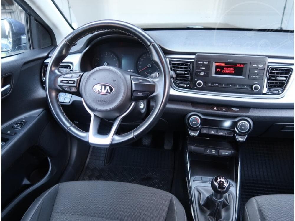2020 Kia RIO - 19