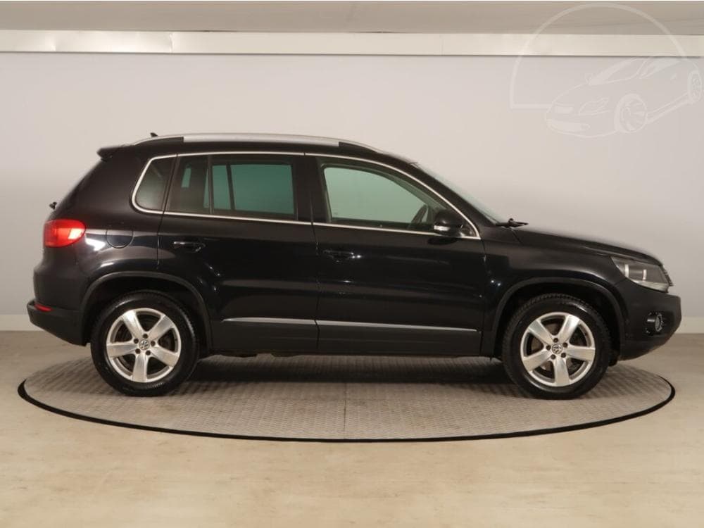 2014 Volkswagen TIGUAN - 16