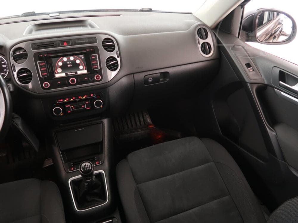 2014 Volkswagen TIGUAN - 22