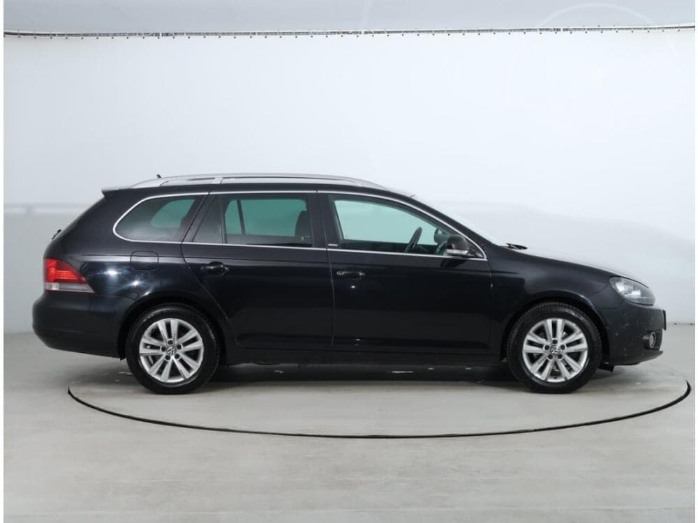 2011 Volkswagen GOLF - 6