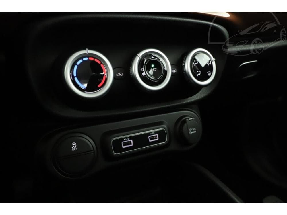 2020 Fiat 500 - 37