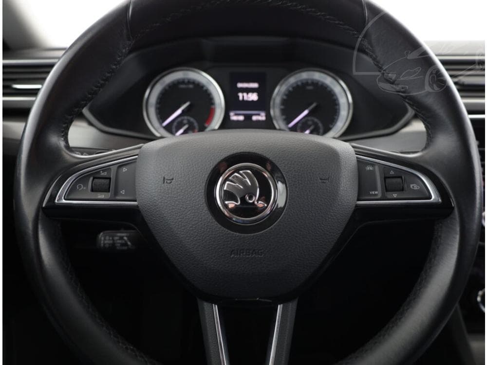 2019 Škoda SUPERB - 15