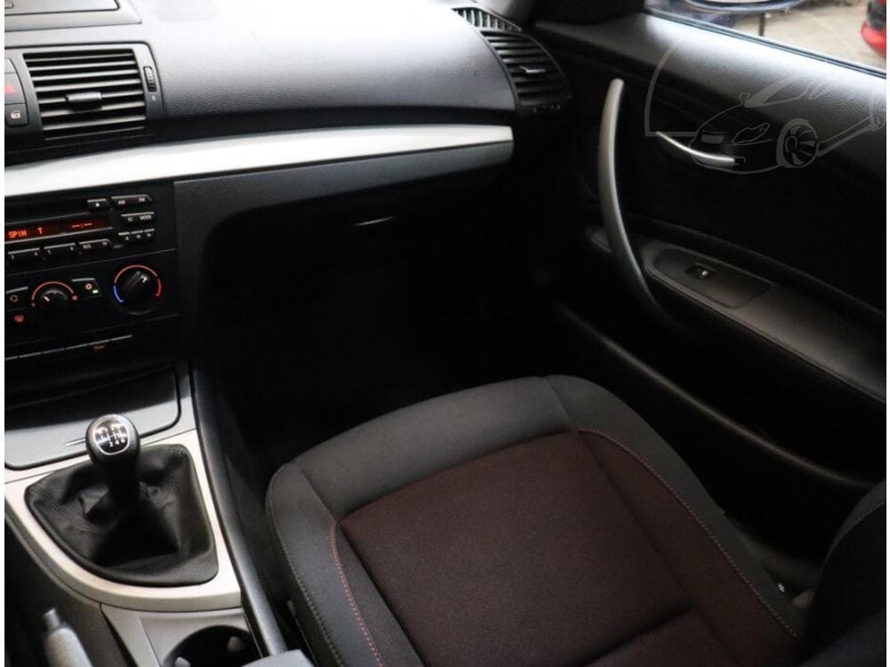 2008 BMW 1-SERIES - 8