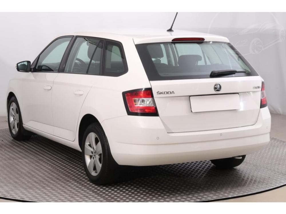 2015 Škoda FABIA - 4