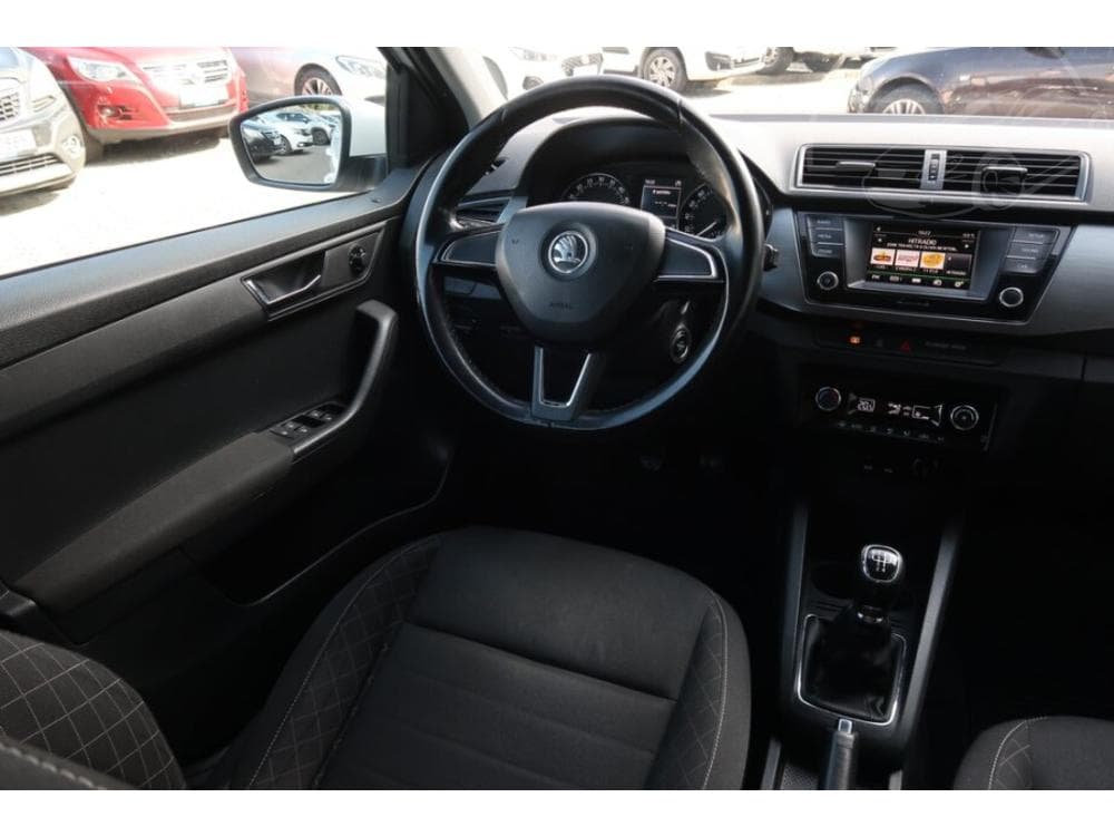 2015 Škoda FABIA - 7