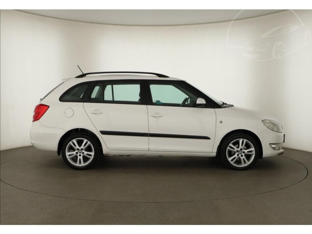 2013 Škoda FABIA - 21