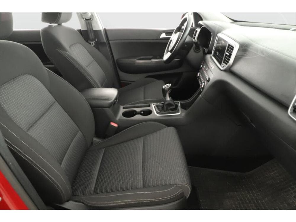 2018 Kia SPORTAGE - 13