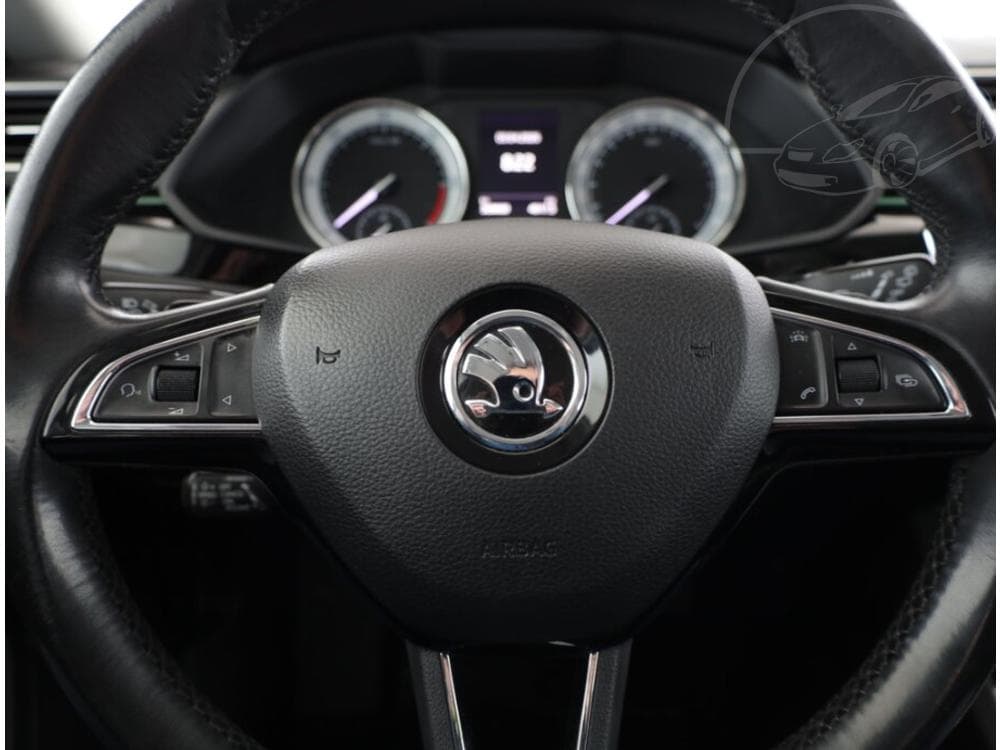 2016 Škoda SUPERB - 22