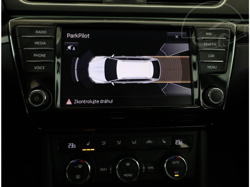 2016 Škoda SUPERB - 43