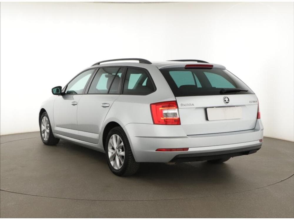 2019 Škoda OCTAVIA - 10