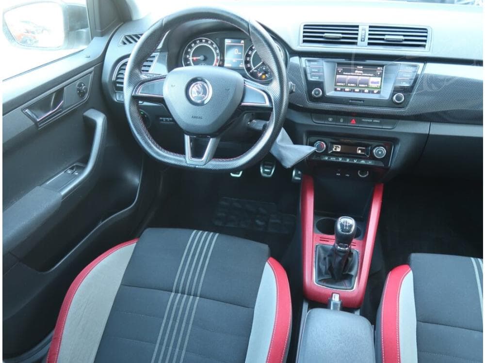 2016 Škoda FABIA - 7