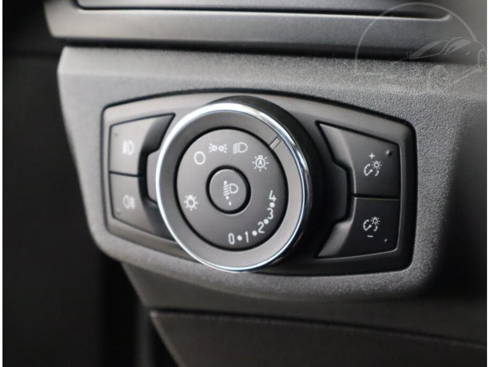 2015 Ford MONDEO - 15