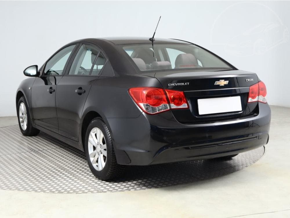 2013 Chevrolet CRUZE - 13