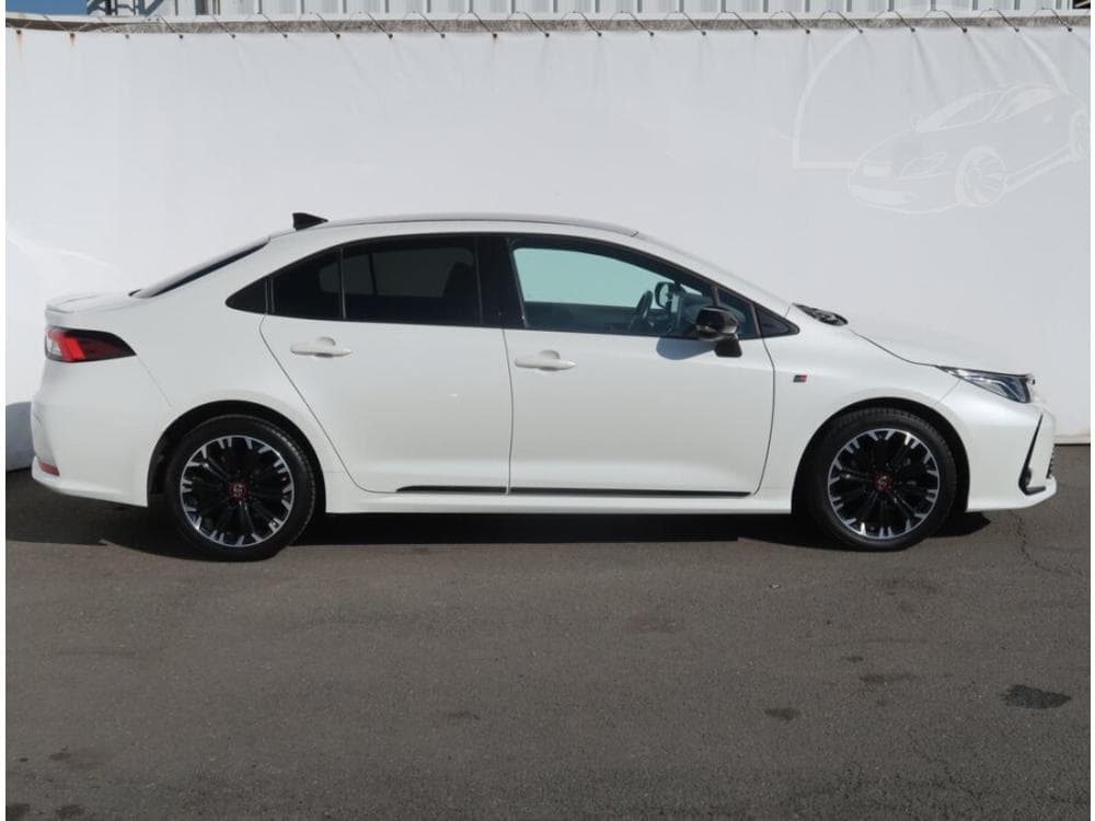 2022 Toyota COROLLA - 16