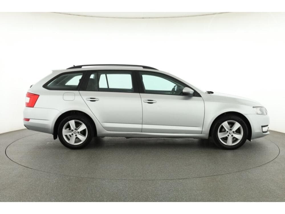 2016 Škoda OCTAVIA - 16