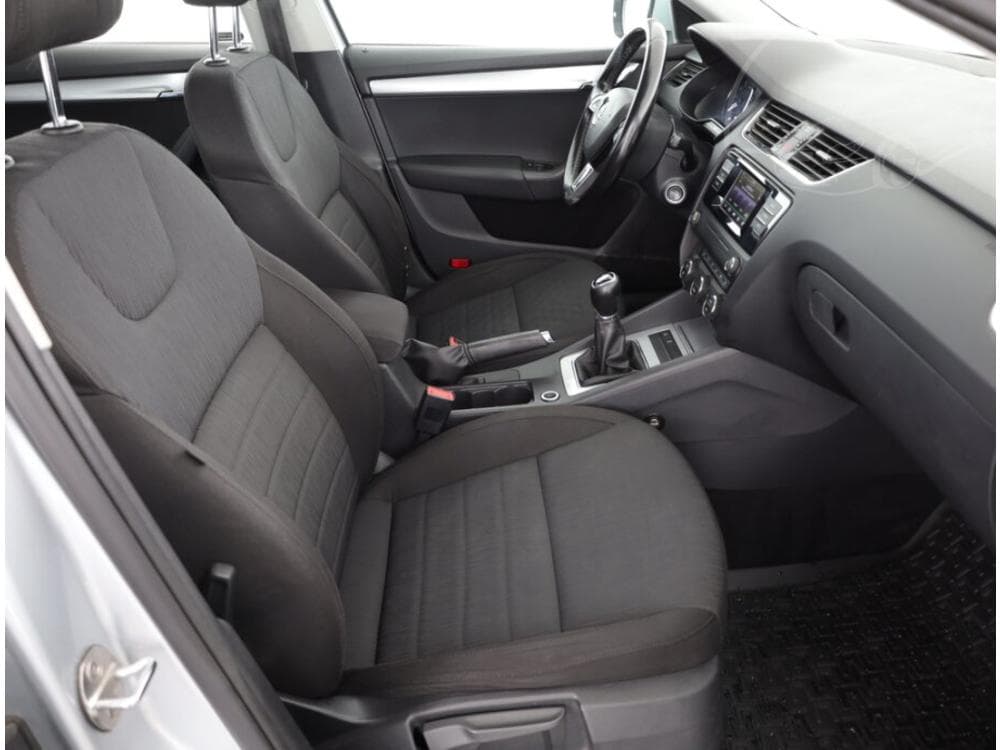2016 Škoda OCTAVIA - 19